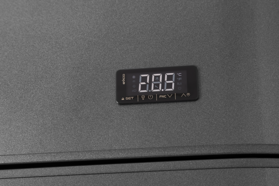 картинка Холодильный шкаф для хранения шуб GRAUDE PK 70.0 от магазина Graude